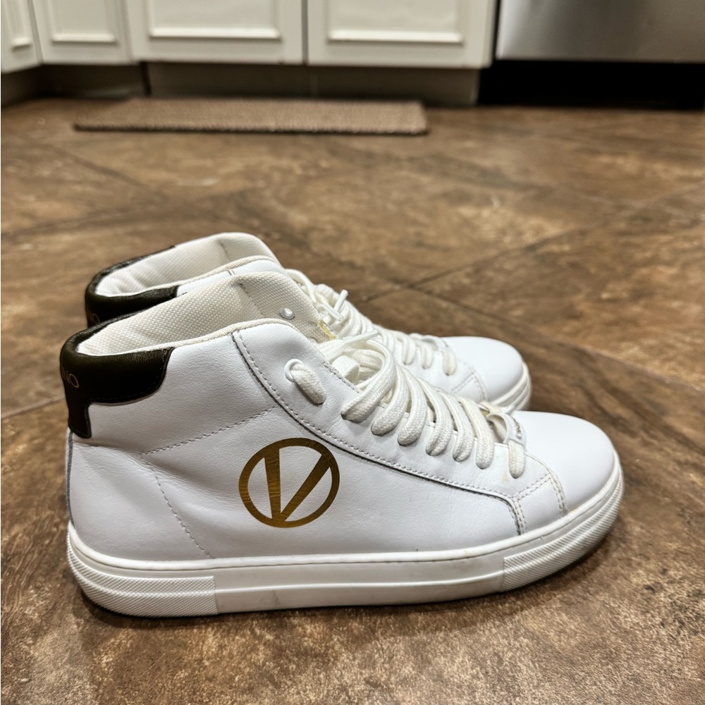 Valentino Sneakers